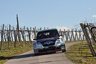 Rebenland Rallye prerušená kvôli havárii, celkovým víťazom napokon Baumschlager