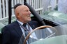 87 ročný Stirling Moss sa zotavuje v nemocnici
