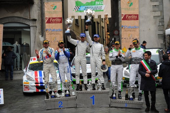 2013-img-cir-rally-il-ciocco-e-valle-del-serchio-podio21.jpg