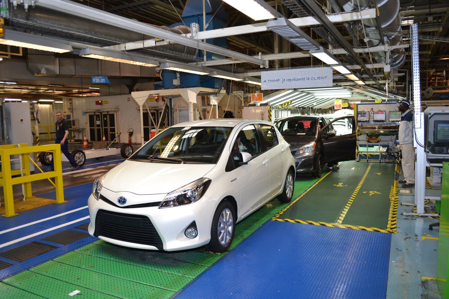 2014-tmmf-yaris-02g.jpg