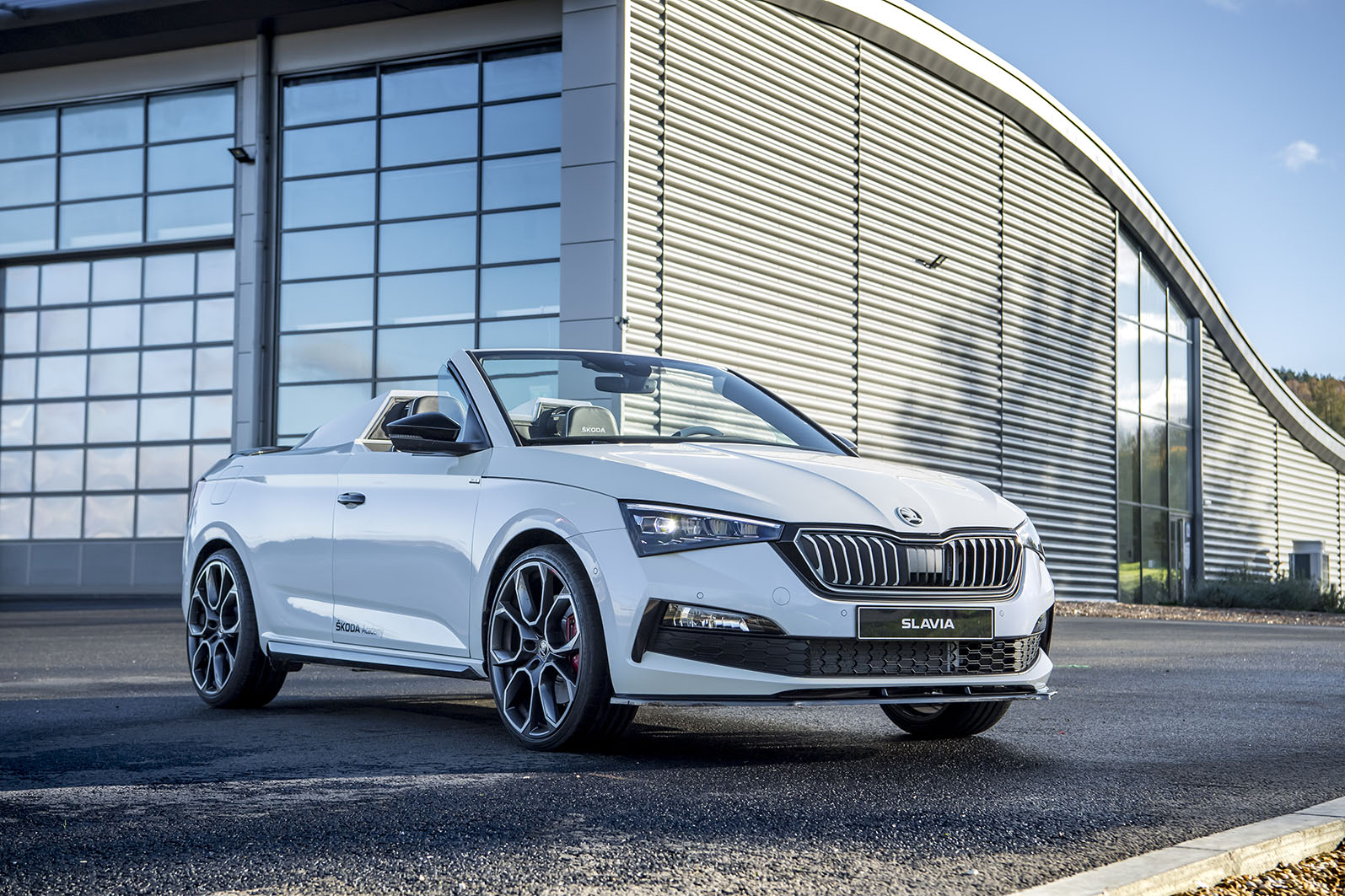 3-skoda-slavia-002-jpg.jpg