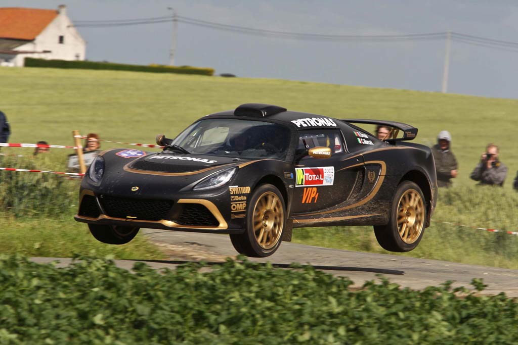 lotus-exige-r-gt-in-action.jpg