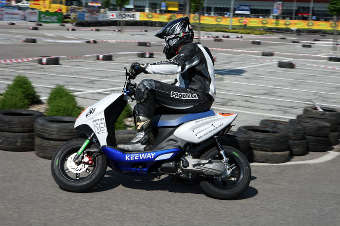 mmsr-scooter-2011n-6.jpg