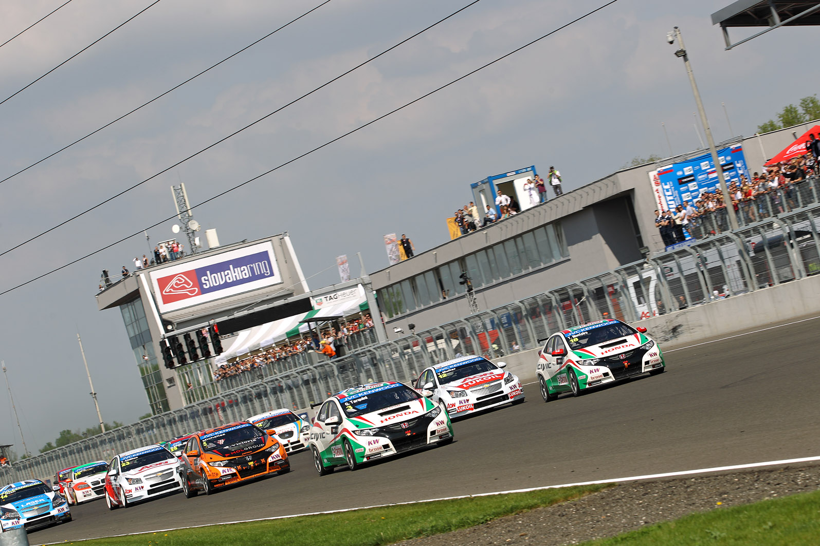 Tibor Szabosi; wtcc-start-01.jpg