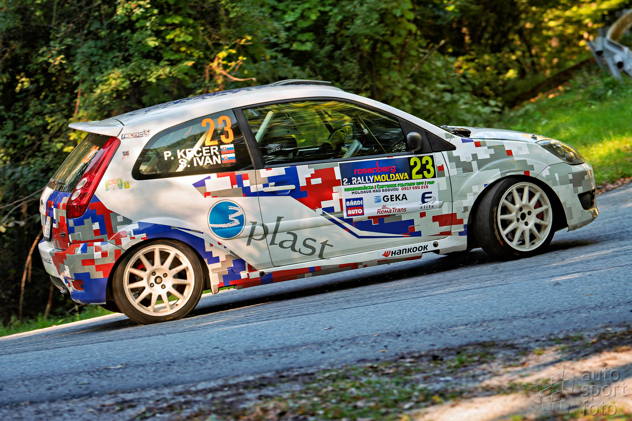 B. &Scaron;trauch;dsc-0375-18.jpg