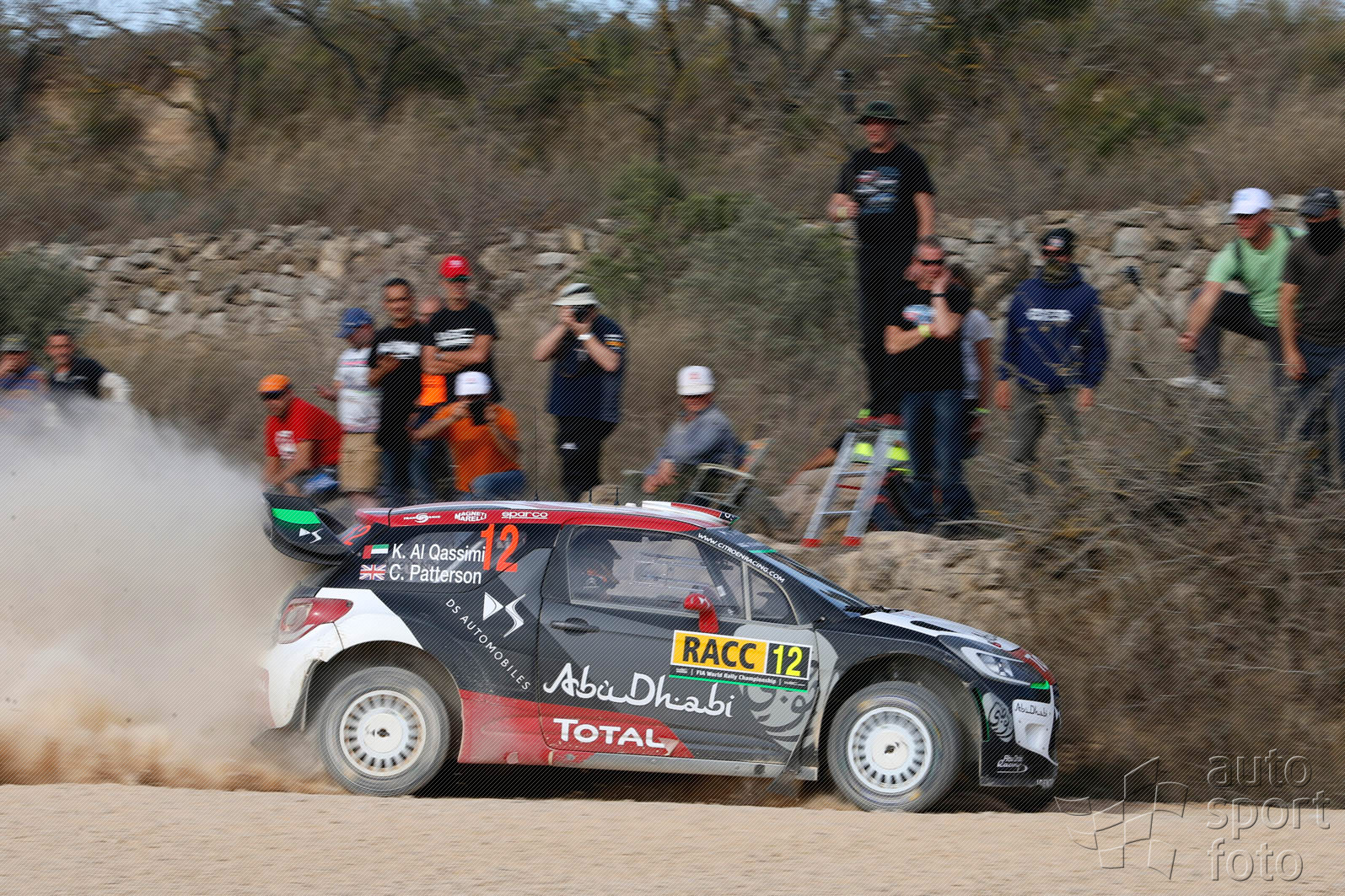 Copyright manufacturer;120-qassimi-catalunya-2015-1.jpg