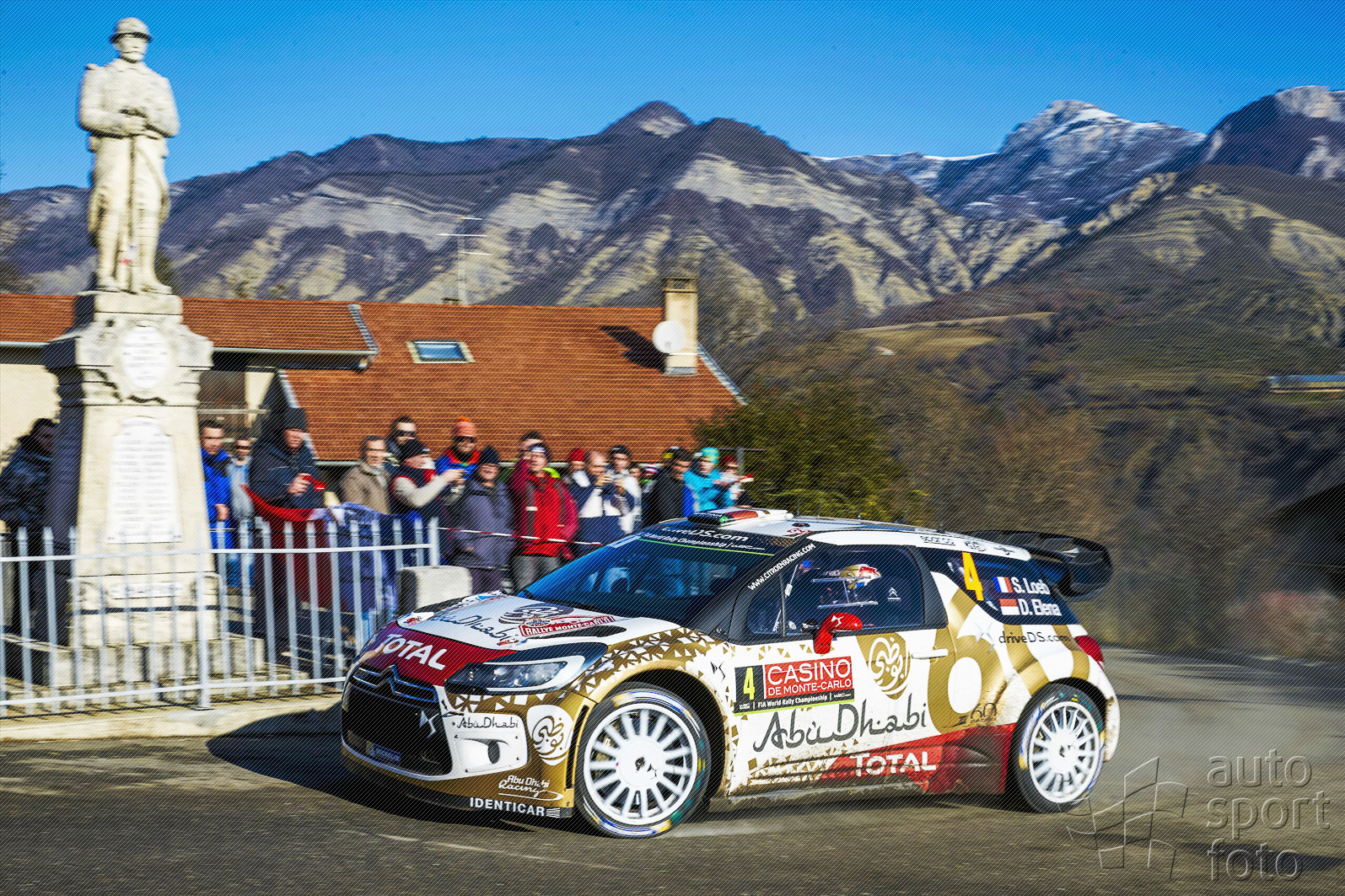 T. Szabosi;h7p5534-5.jpg