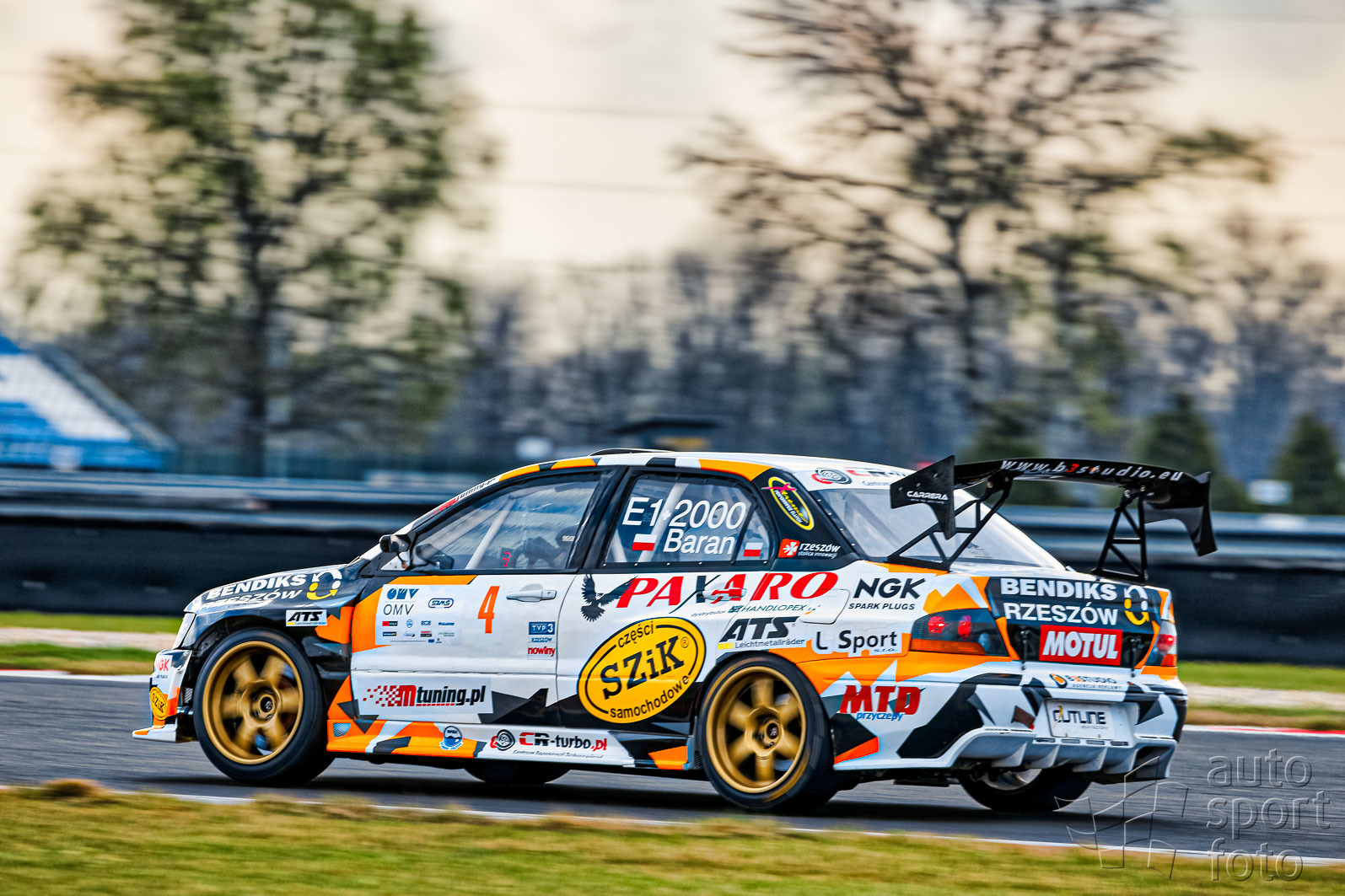 Tibor Szabosi;ac7i8742-3.jpg