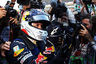 Sebastian Vettel oslavuje druhý titul majstra sveta, Button sa teší z víťazstva VC Japonska