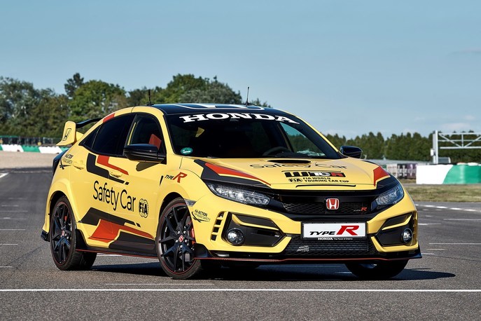 303937-honda-civic-type-r-limited-edition-is-the-2020-wtcr-official-safety-car.jpg