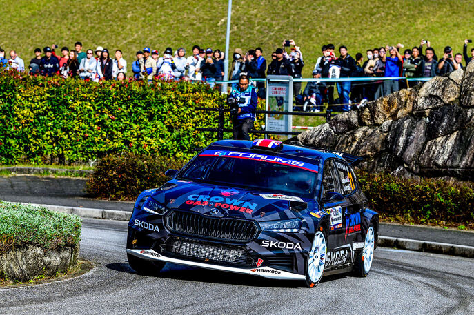skodamotorsport-rallyjapan-21-greensmith.jpg