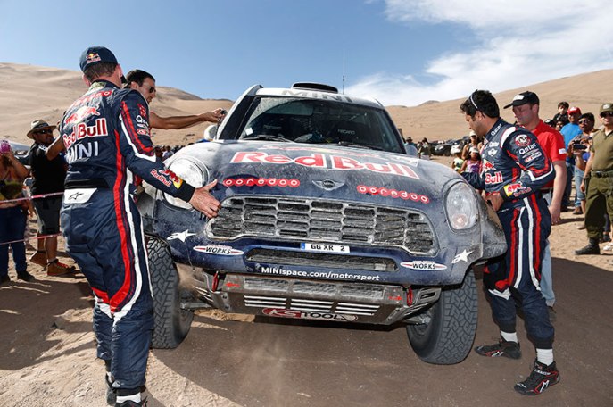 Mini Katarčana Nassera Al-Attiyaha, ved&uacute;ci automobil priebežnej klasifik&aacute;cie.;www.dakar.com