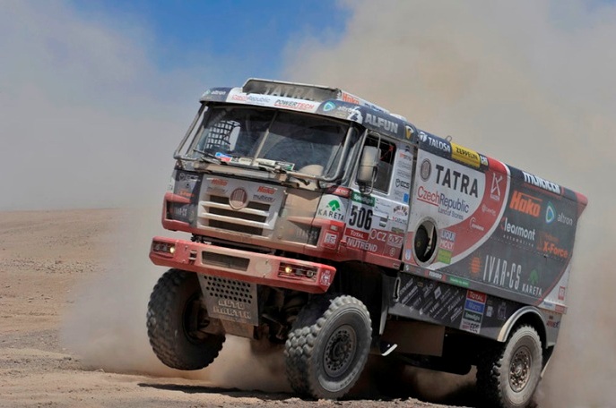 Martin Kolom&yacute; absolvoval s Tatrou na trase s cieľom v Antofagaste hav&aacute;riu so &scaron;ťastn&yacute;m koncom;www.buggyra.com