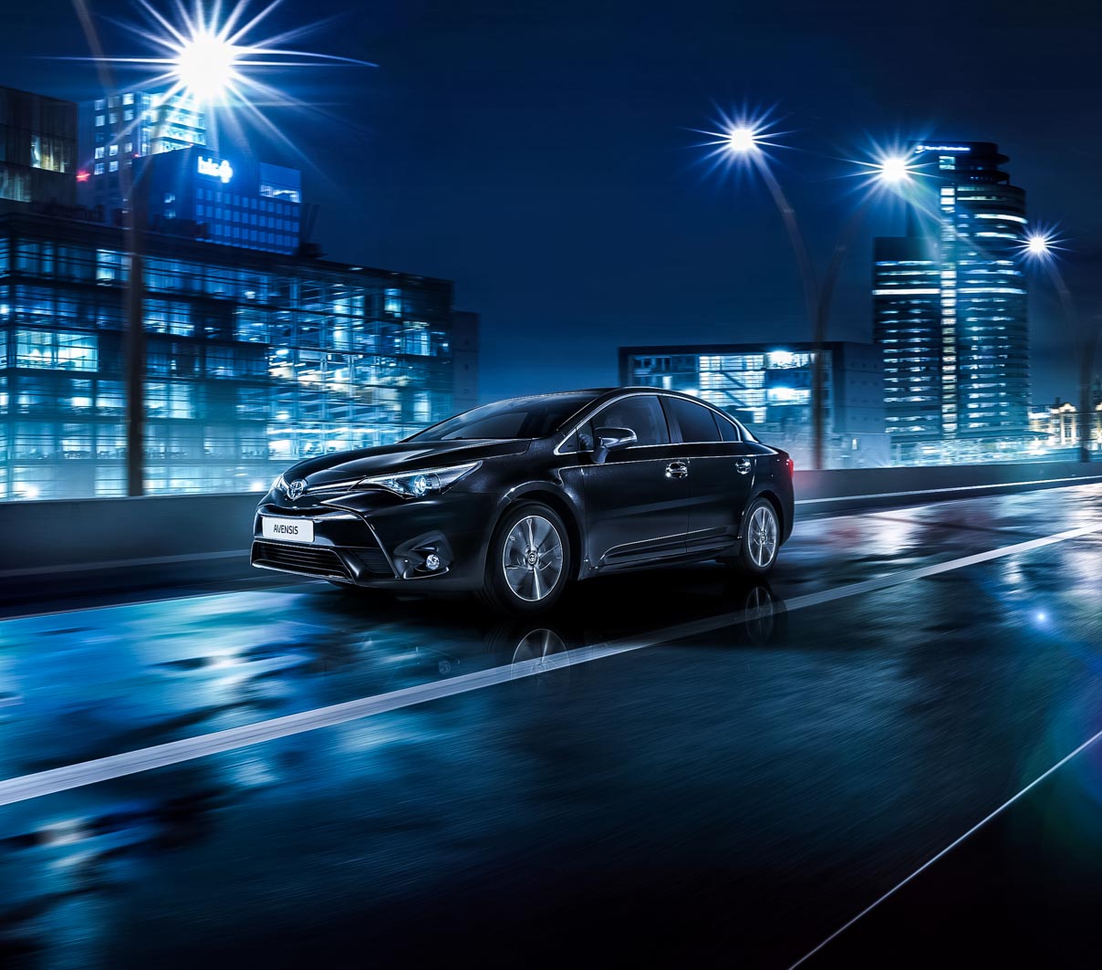 Toyota avensis-night-17-dpl-2015-3-4-black.jpg