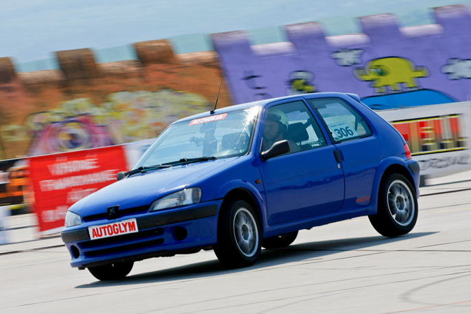 azpneu-autoglym-autoslalom-trencin-2011-093.jpg