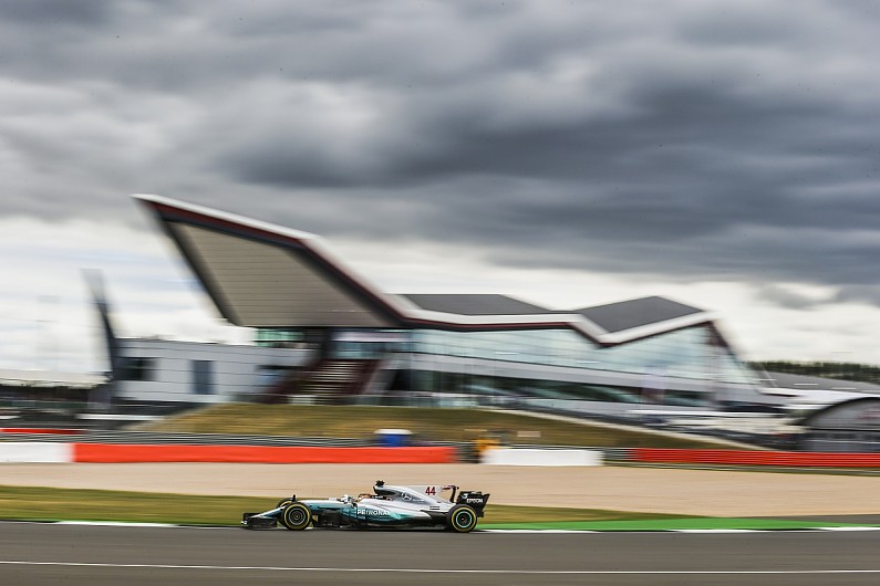 autosport.com b556ef5cec8915940bb24b9e21234b66.jpg