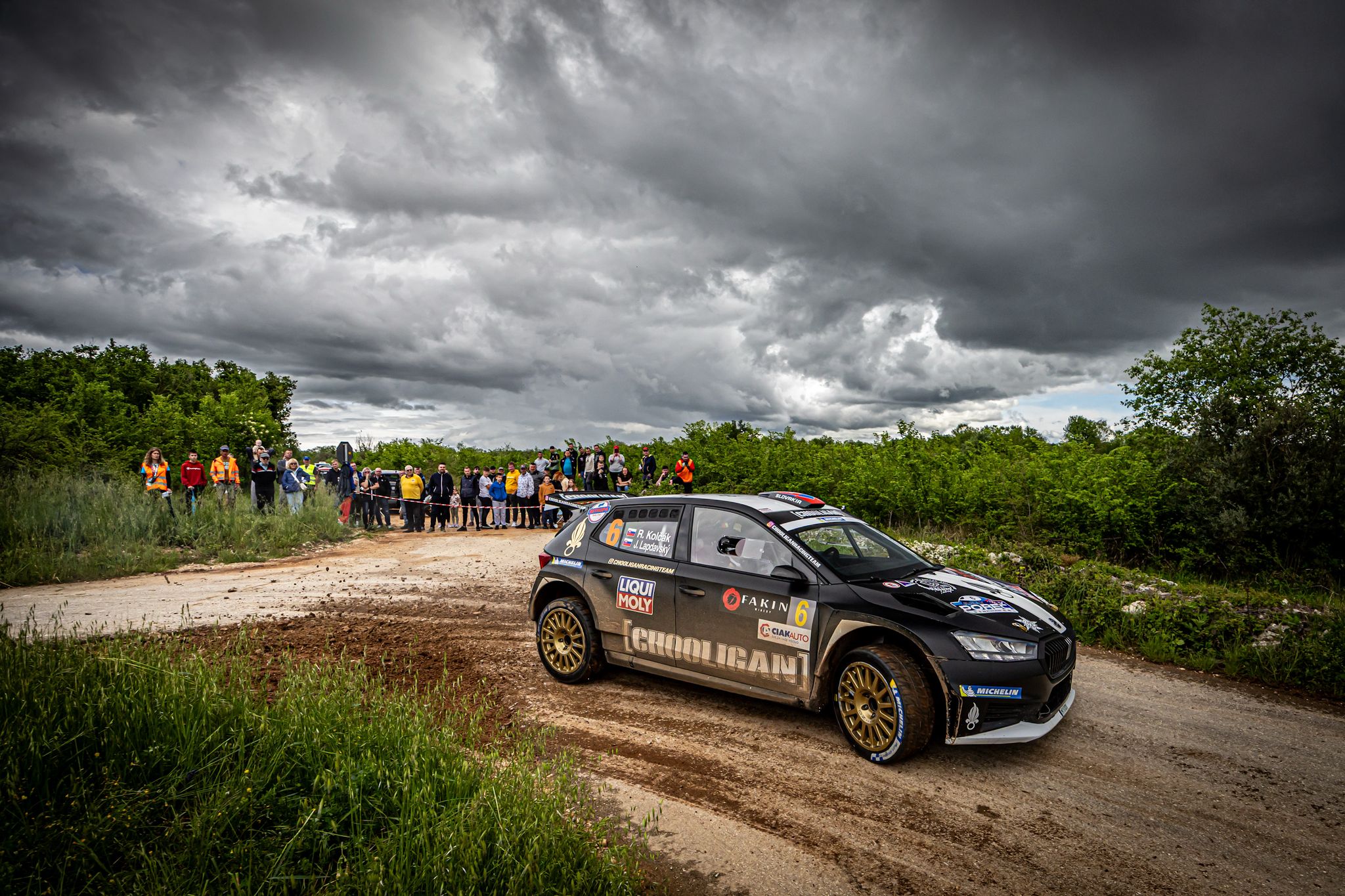 Chooligan Racing Team