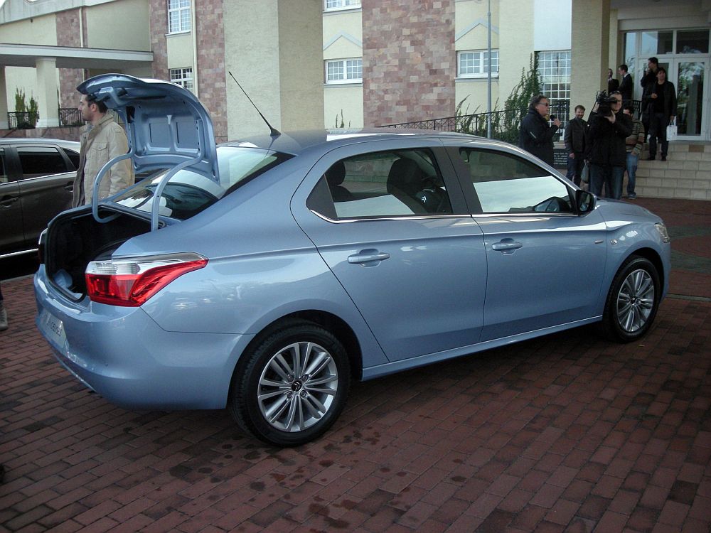 Ivan Václavík; citroen-elysee7360g.jpg