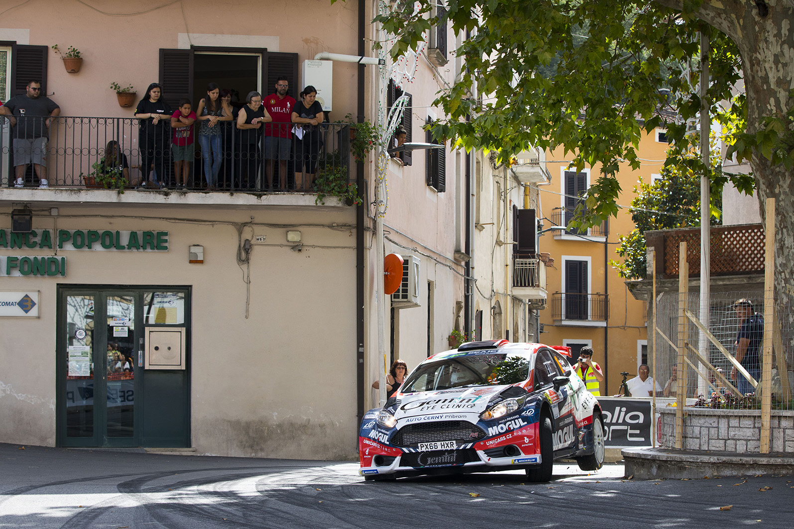 erc04-1.jpg