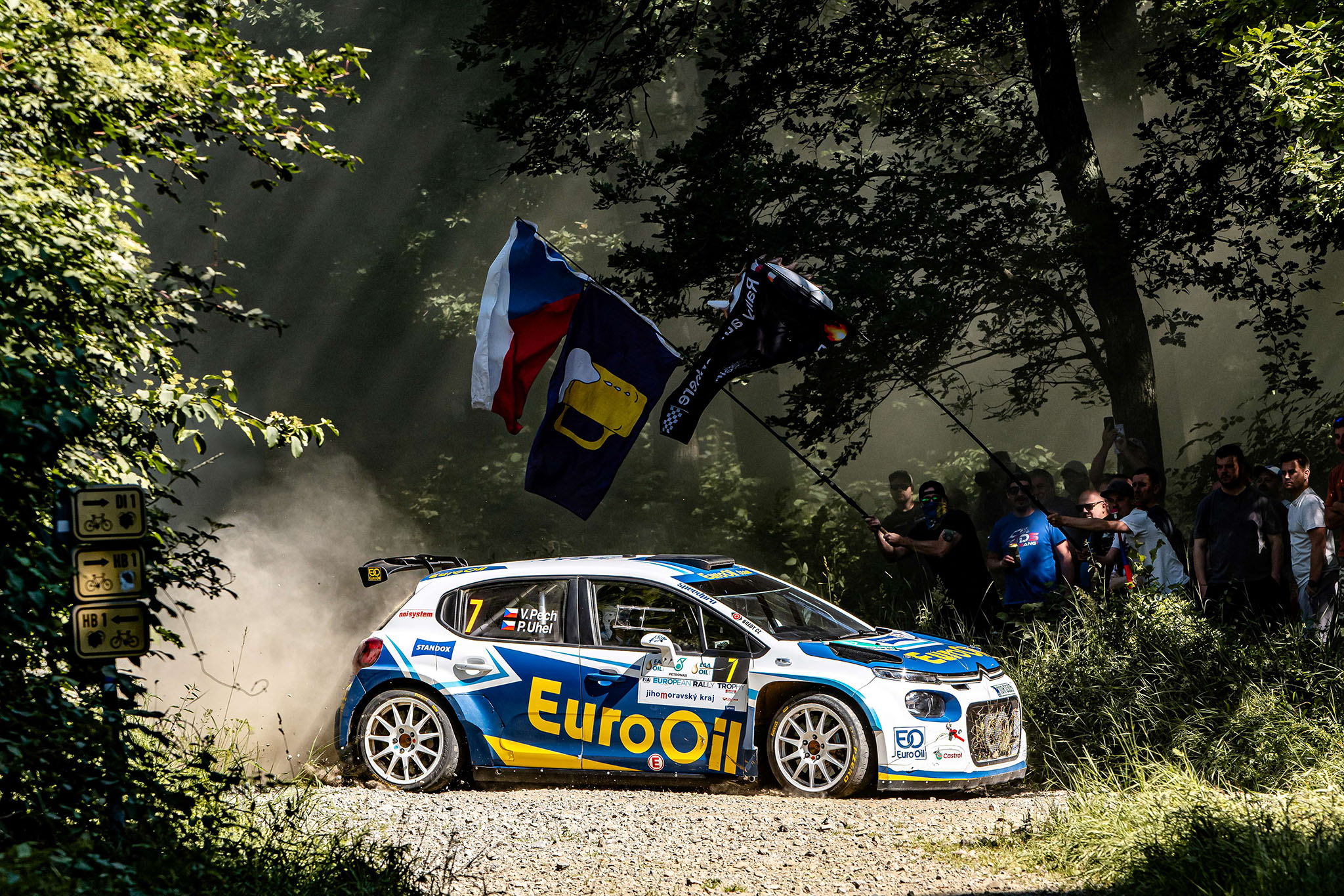 eurooil-team-v-pech-p-uhel-1-29.jpg