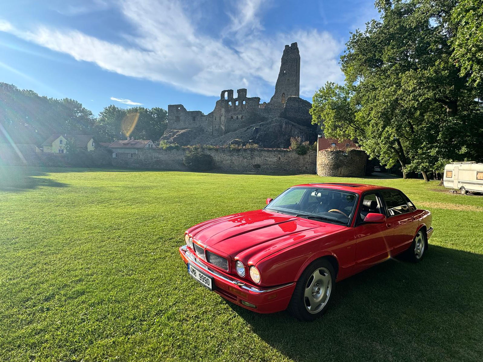 The Most Classic jaguarxjr-fm-image-20250911-at-150919.jpeg