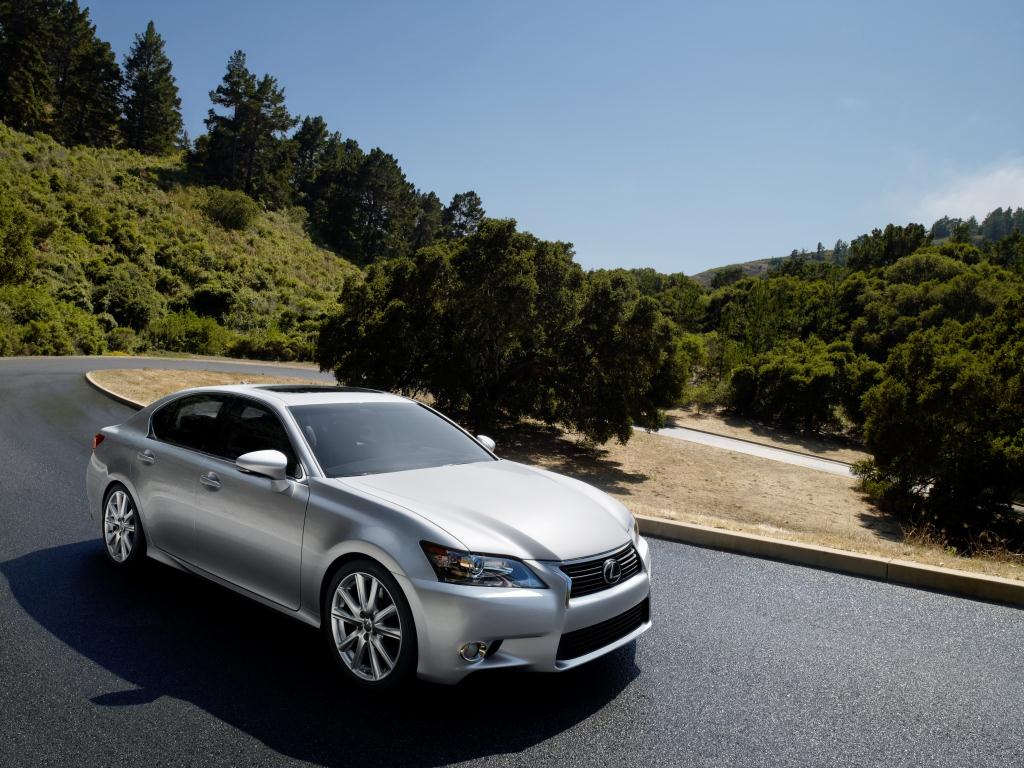 lexus-gs-002.jpg