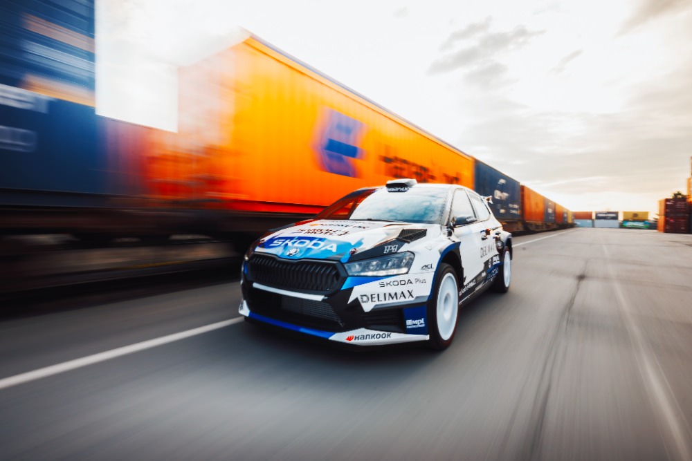 m70-4154-edit.jpg