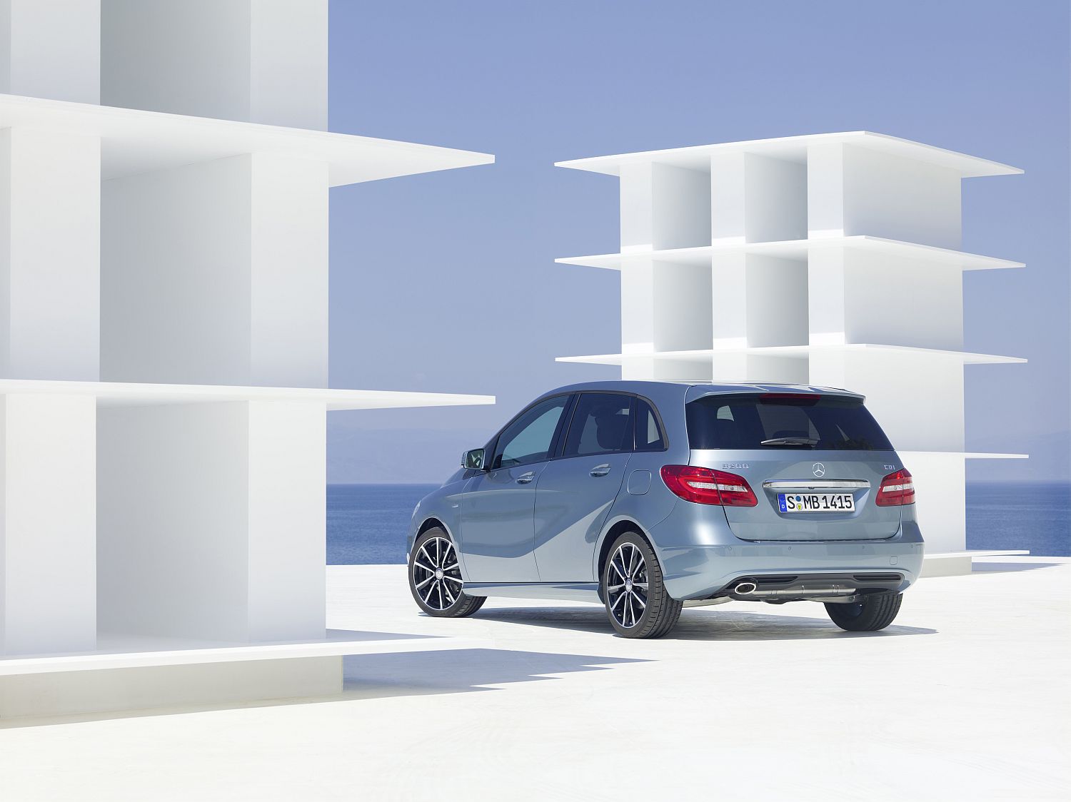 Mercedes-Benz; mercedes-b-new-6407g.jpg