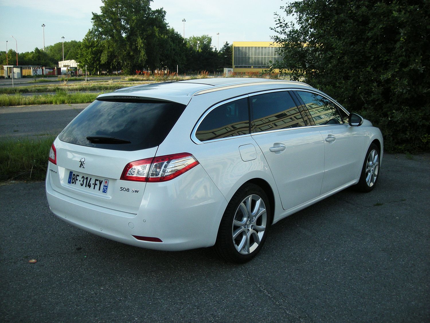 peugeot508-5083-g.jpg