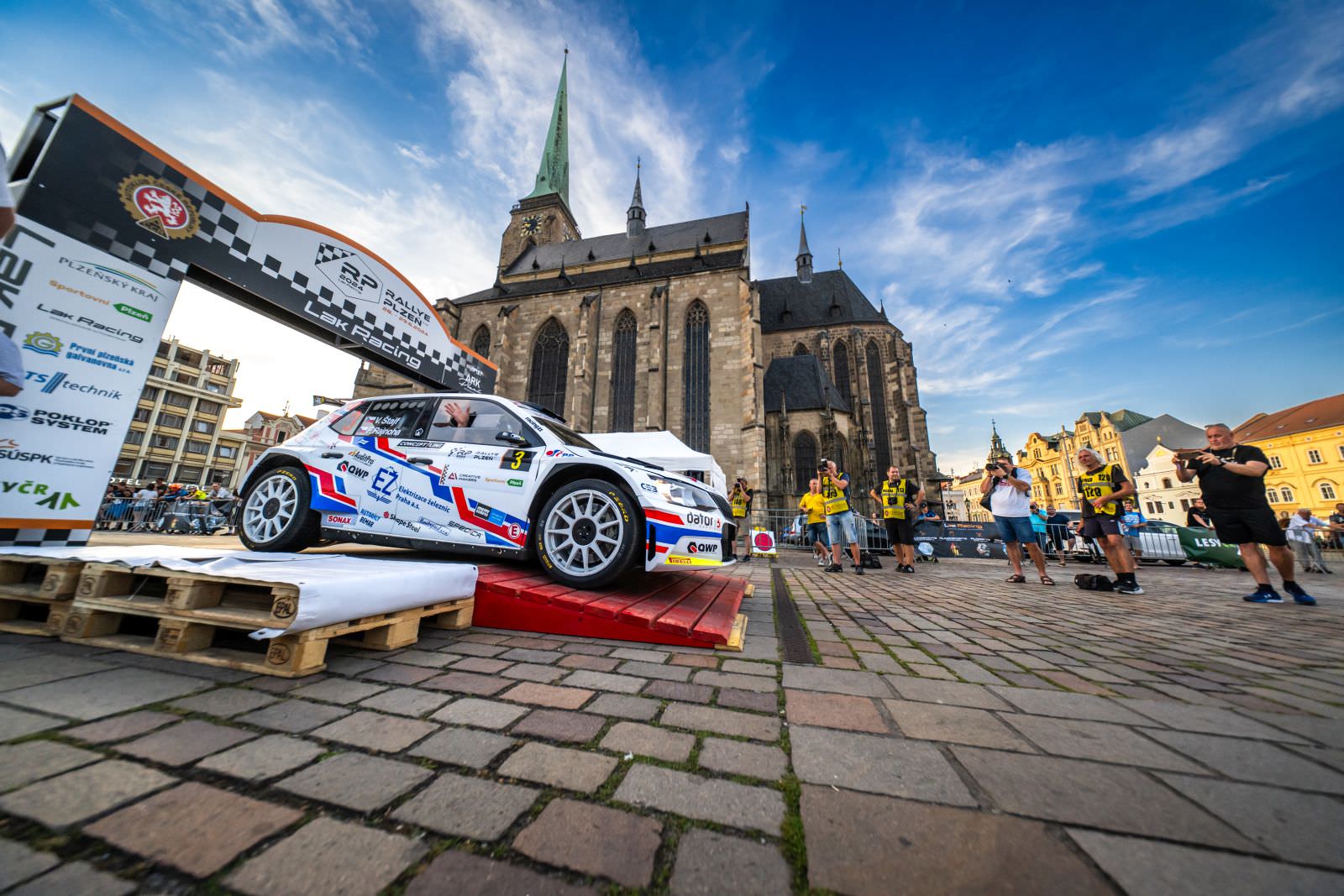 Rallye Plzeň rallye-plzen-9411-16.jpg