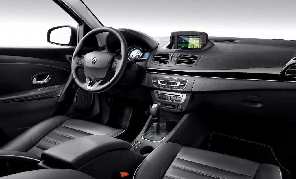 Renault; ren-fluence-25499g.jpg
