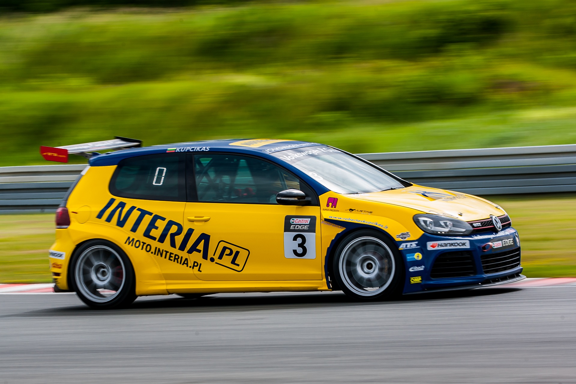 VOLKSWAGEN CASTROL CUP robertas-kupcikas-2.jpg