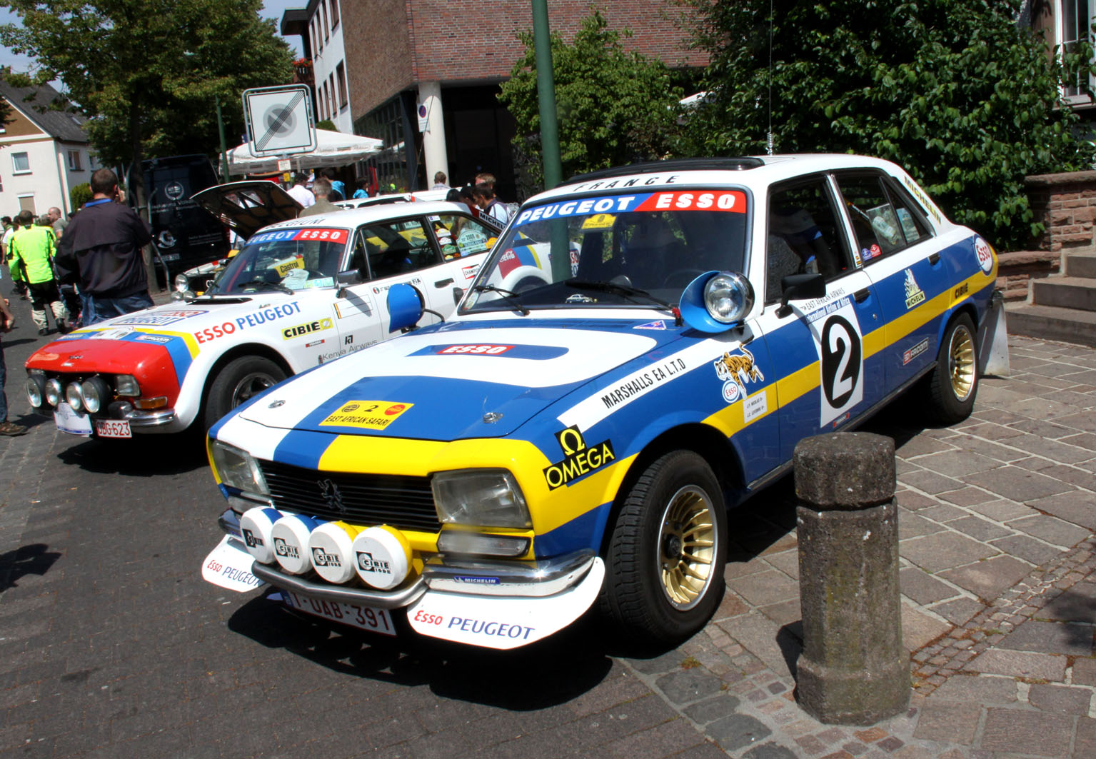 safari-peugeot-504-zw4.jpg