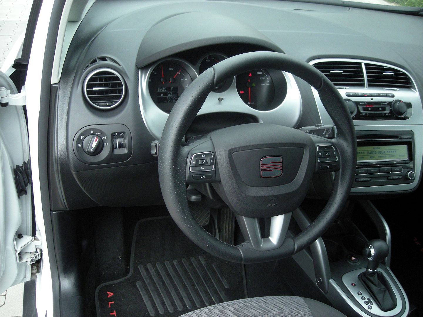 Ivan Václavík; seat-altea-xl8479g.jpg