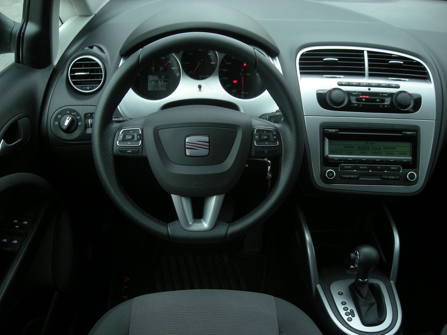 Ivan Václavík; seat-altea-xl8480g.jpg