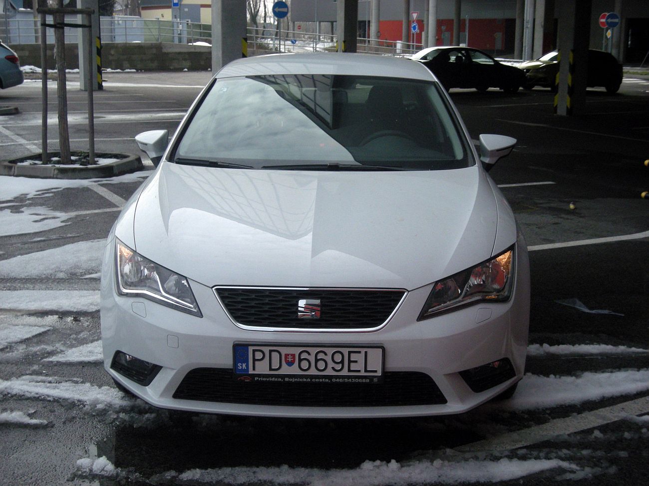 seat-leon-7600g.jpg