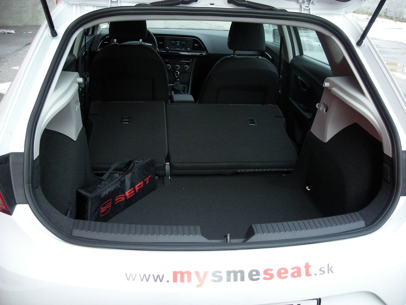 seat-leon-7608g.jpg