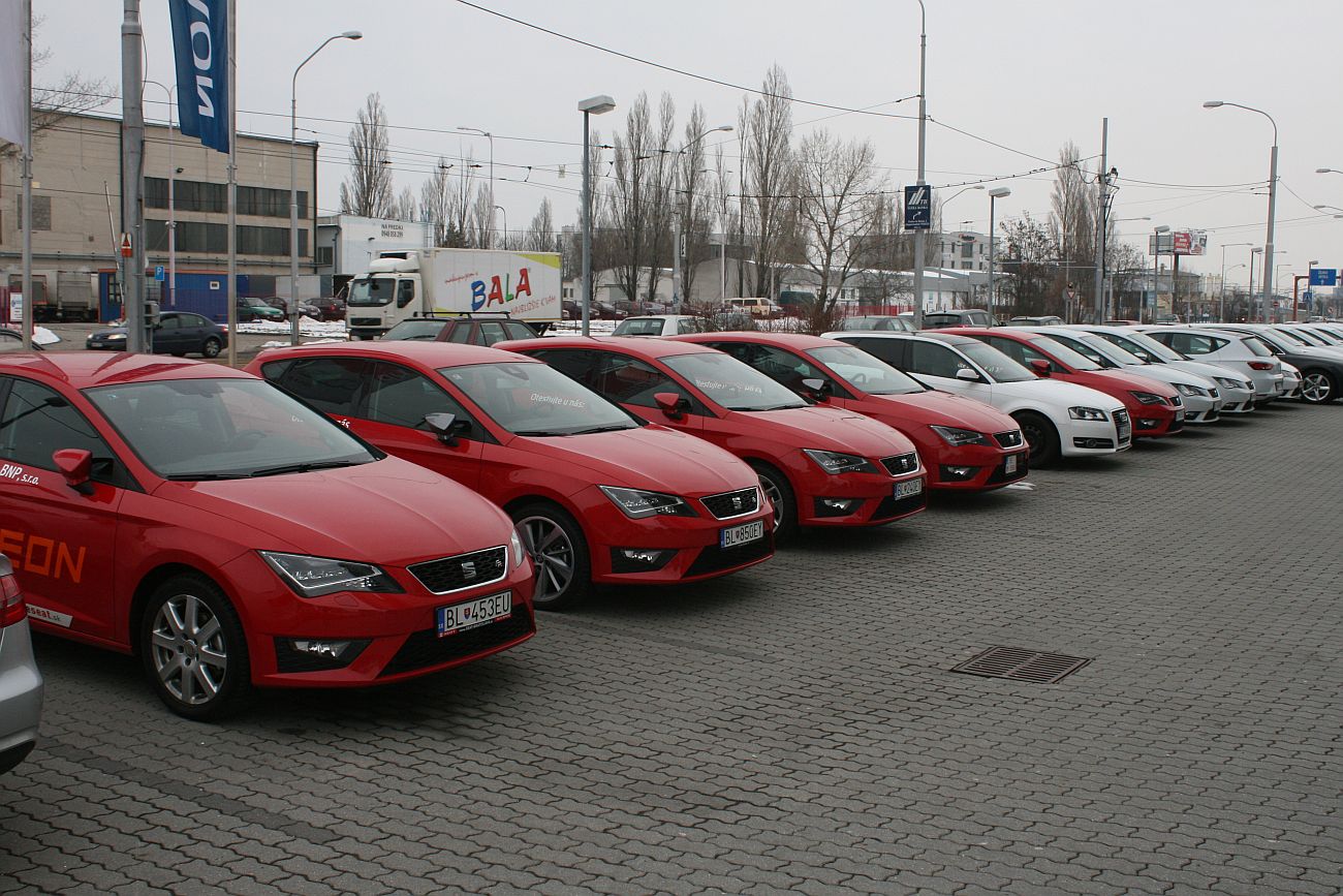 seat-leon-9499g.jpg