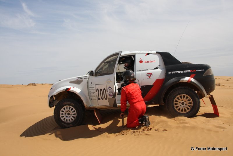 Svetlana Shakhova, www.gfmsport.ru;Alexander Želudov - Mitsubishi L200