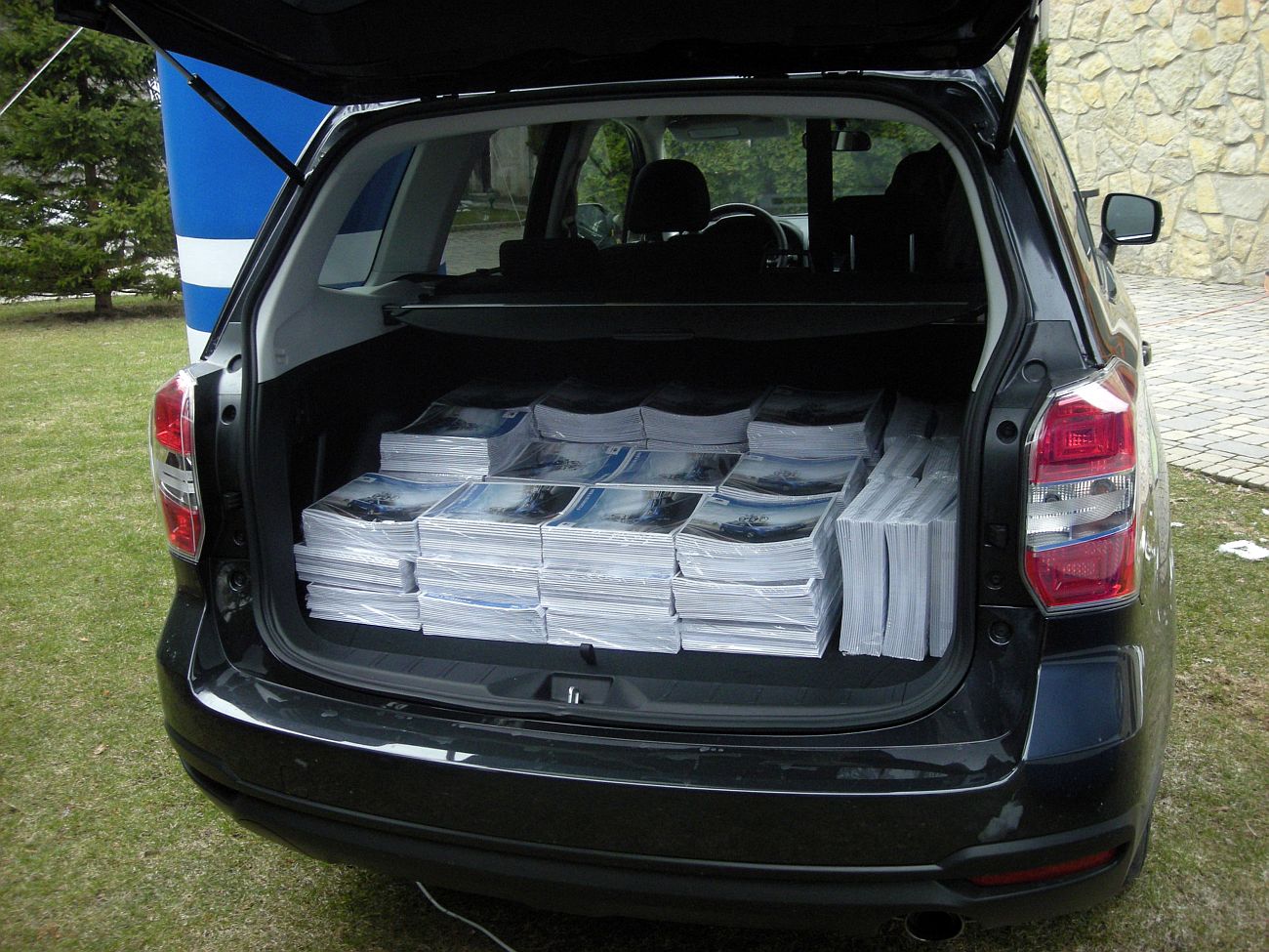 sub-forester-iv7728g.jpg