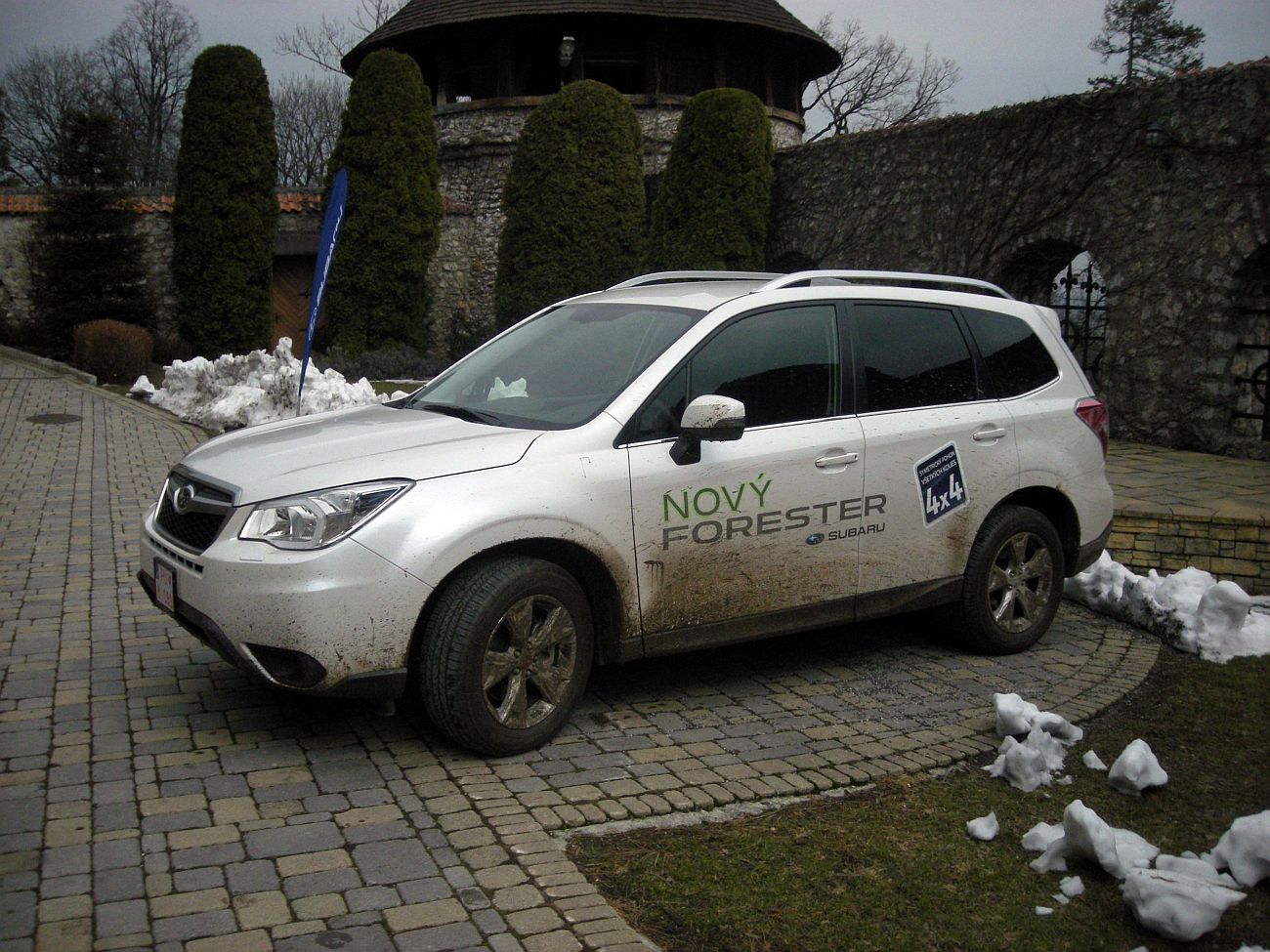 sub-forester-iv7732g.jpg