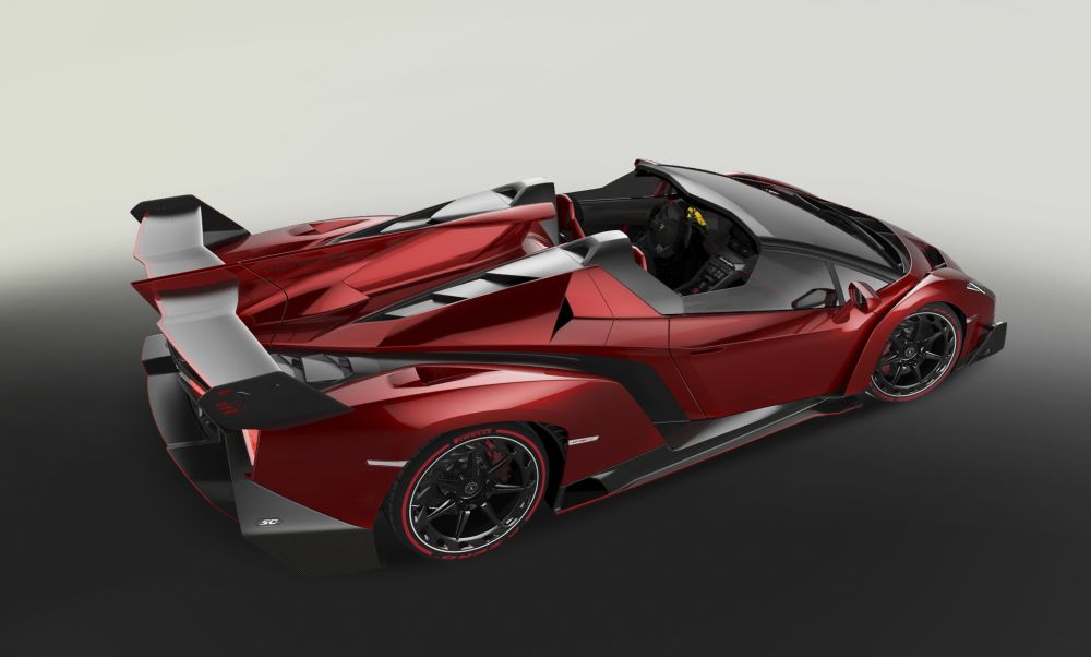 veneno-roadster-back-2.jpg