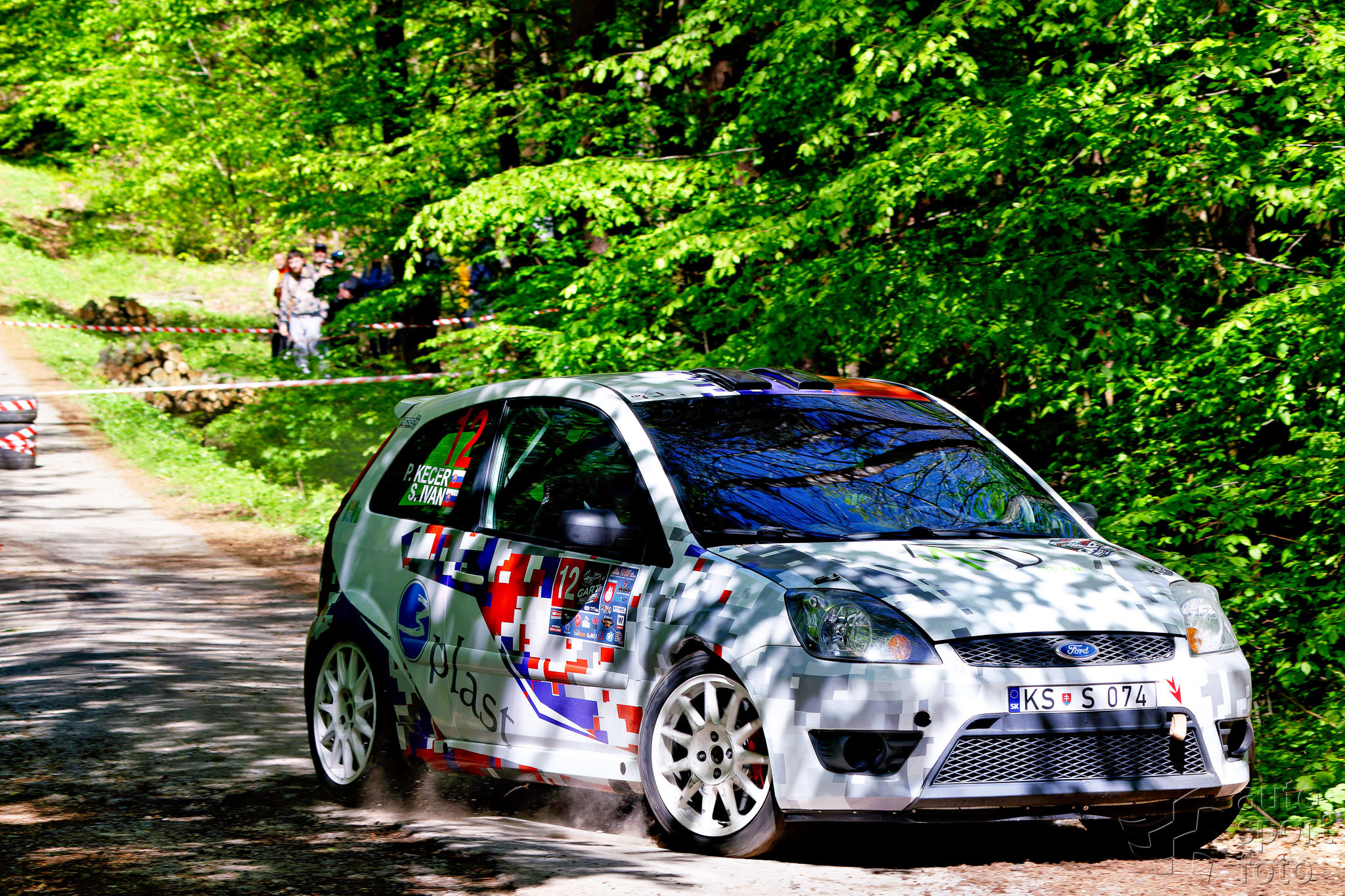 T. Szabosi; T. Szabosi;asf-4218-6.jpg