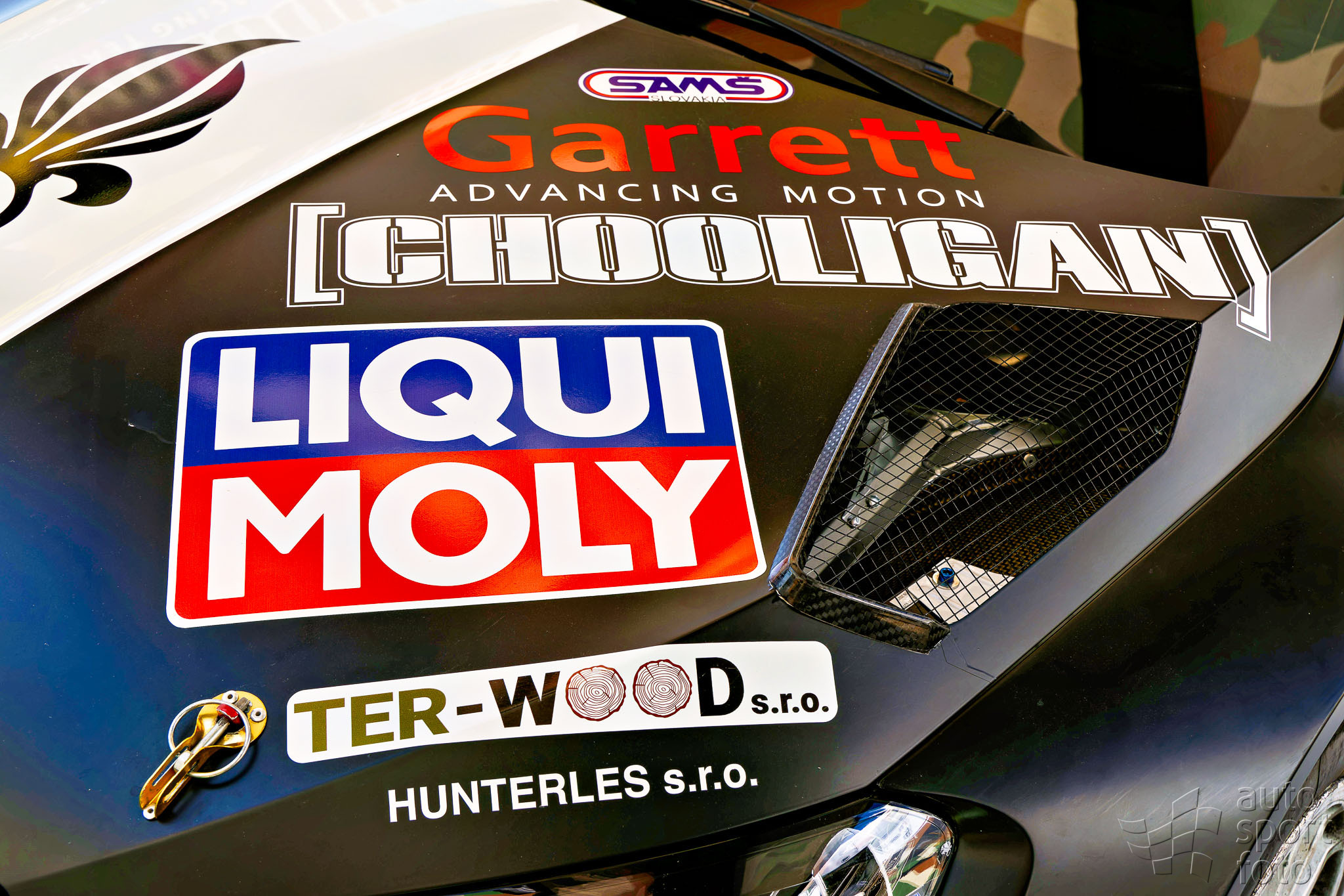 T. Szabosi;jm1a1094-5.jpg