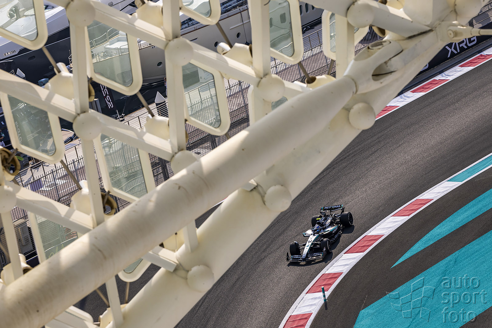 F1 EA GP Abu Dhabi 2025 piatok