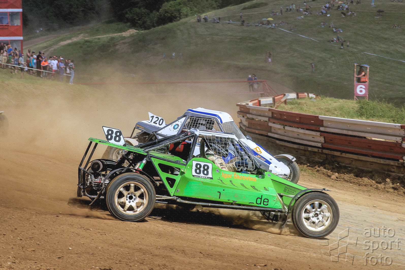 Tibor Szabosi;c30i7000-6.jpg