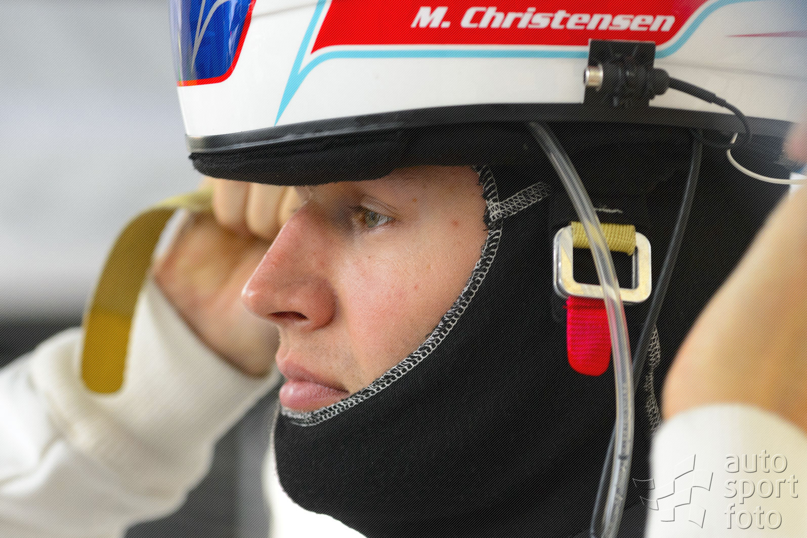 Porsche Copyright manufacturer;m14-3784-fine.jpg