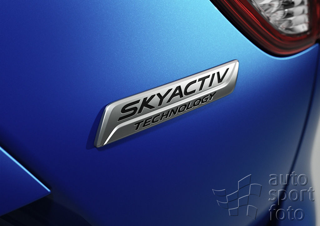 Copyright manufacturer;mazda-cx-5-2011-detail-01-jpg300.jpg