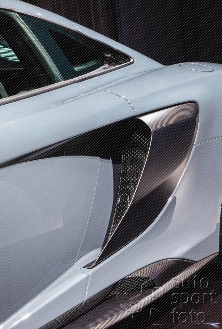 Copyright manufacturer;mclaren-675lt-gva-009.jpg