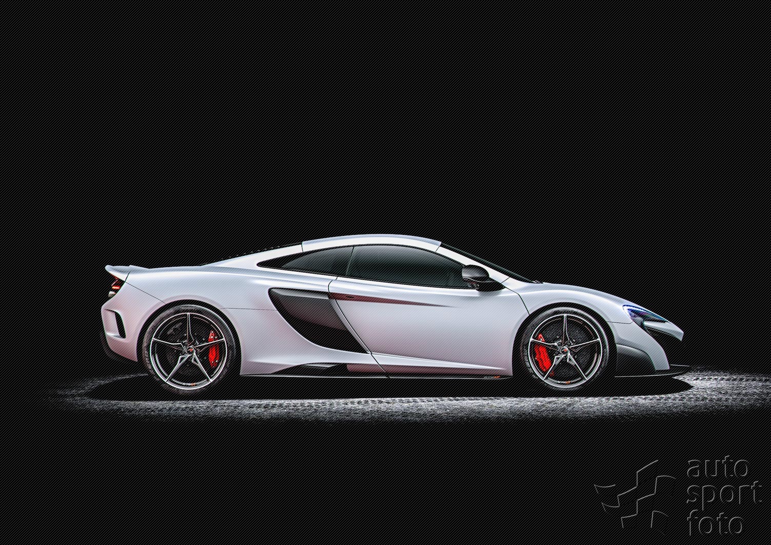 Copyright manufacturer;mclaren-675lt-studio-05.jpg